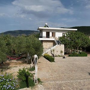 Garden Villa Lake Side & Glamping